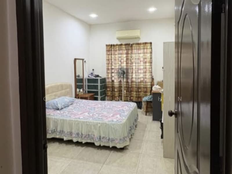 Rumah Teres 2 Tingkat untuk Dijual di Ipoh (Perak) - Catherine Chin - Bedroom - PropertyGuru.com.my