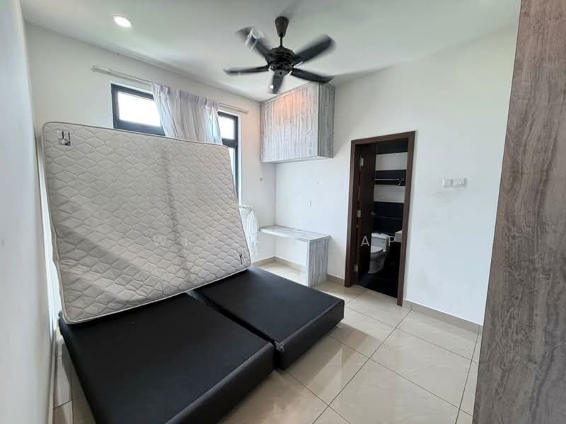 Servis Apartment untuk Dijual di D'Secret Garden (Pangsapuri Kempas Indah) - Winson Yap - Bedroom - PropertyGuru.com.my