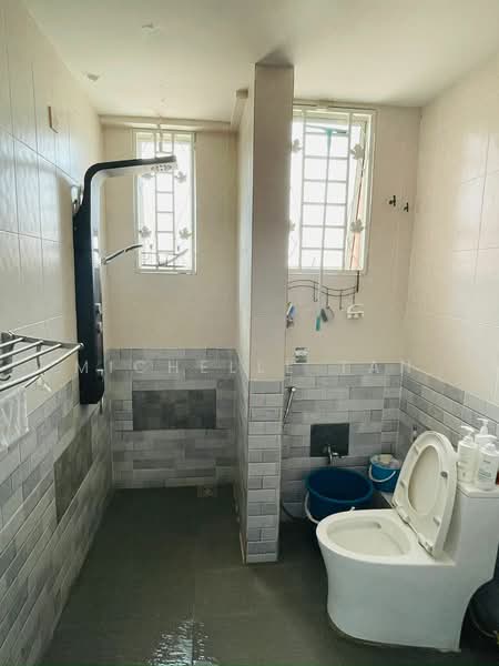 Rumah Teres untuk Dijual di Sungai Long (Bandar Sungai Long) - Michelle Tan - PropertyGuru.com.my
