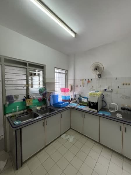 Apartment for Sale at Greenlane Heights Block B - K. E. Khoo - Kitchen - PropertyGuru.com.my
