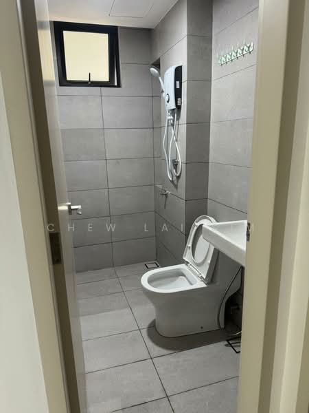 Service Residence for Rent at Vivo Executive Apartment - Chew Lai Sim - Bathroom - PropertyGuru.com.my