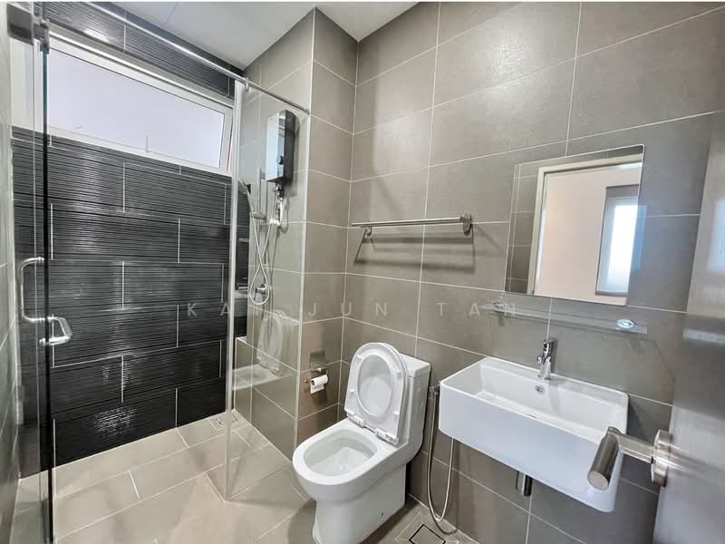 Kondominium untuk Disewa di Setia Sky Ville - Kai Jun Tan - Bathroom - PropertyGuru.com.my