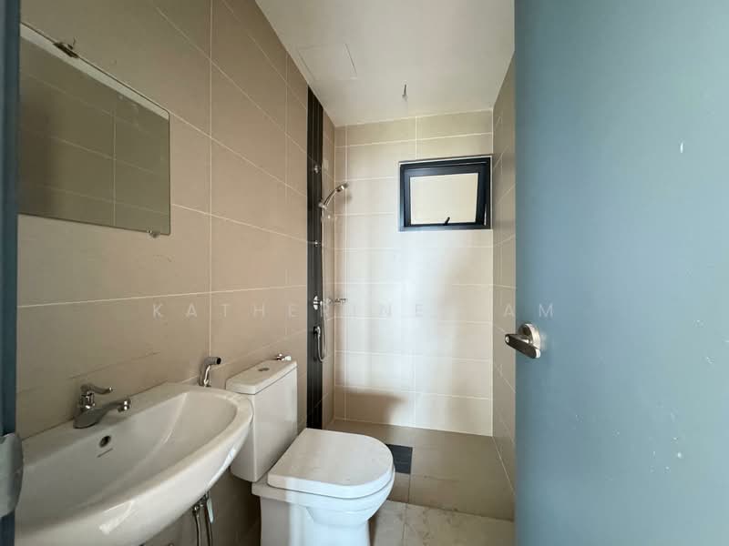 Service Residence for Sale at The Link 2 Residences - Katherine Lam - Bathroom - PropertyGuru.com.my