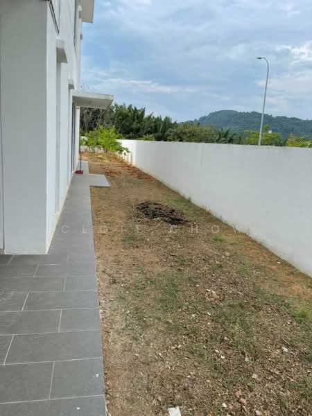 2-storey Terraced House for Sale in Bandar Sri Sendayan (Negeri Sembilan) - Cloie Chow - Exterior - PropertyGuru.com.my