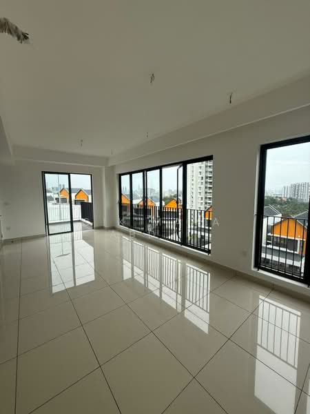 Rumah Teres 3 Tingkat untuk Dijual di Taman Melawati (Ulu Kelang) - Cik Maya Abdul - Living Room - PropertyGuru.com.my