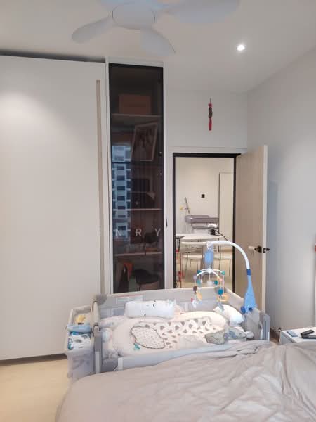 Service Residence for Sale at D'carlton (Residensi Seri Mega) - Henry Lee - Bedroom - PropertyGuru.com.my