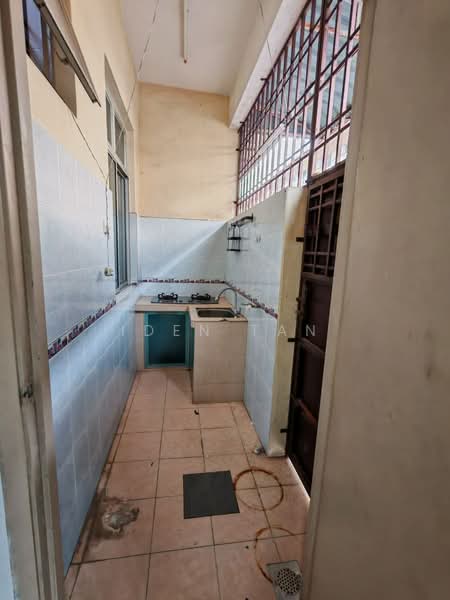 Rumah Teres 2 Tingkat untuk Dijual di Taman Nusa Bestari (Iskandar Puteri (Nusajaya)) - Iden Tan - Kitchen - PropertyGuru.com.my