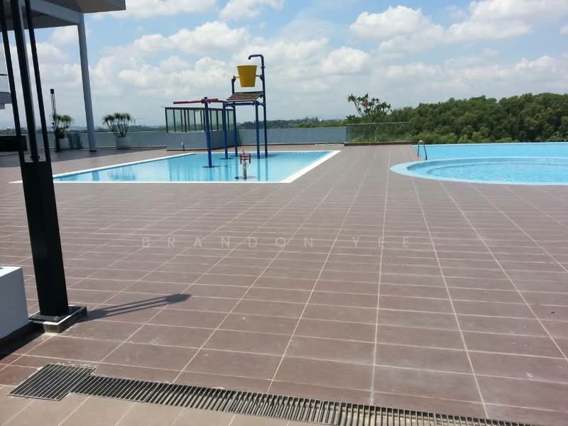 Kondominium untuk Disewa di Green Park Residence - Brandon Yee - Pool - PropertyGuru.com.my
