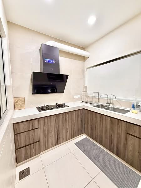 Rumah Teres 2 Tingkat untuk Disewa di Alam Impian (Shah Alam) - Baxter Lim - Kitchen - PropertyGuru.com.my
