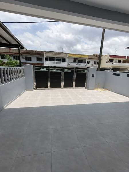 Rumah Teres 2 Tingkat untuk Dijual di Taman Ungku Tun Aminah (Skudai) - Louis Yeo - Exterior - PropertyGuru.com.my