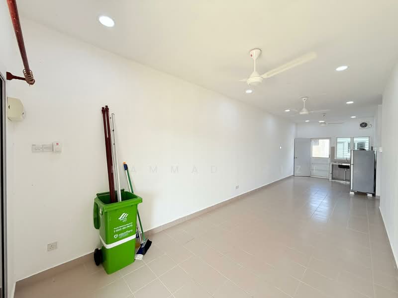 Rumah Teres untuk Dijual di Kuantan (Pahang) - Mohammad Azizi - PropertyGuru.com.my