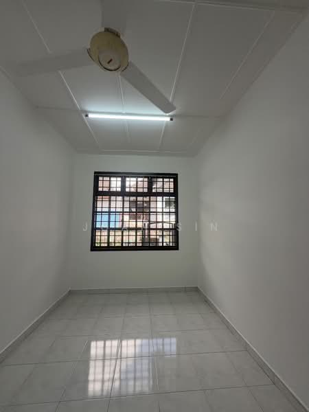Rumah Teres 1 Tingkat untuk Disewa di Taman Rinting (Masai) - Joan Sin - PropertyGuru.com.my