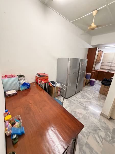 1.5-storey Terraced House for Sale in Cheras (Selangor) - Addy Ng - Kitchen - PropertyGuru.com.my