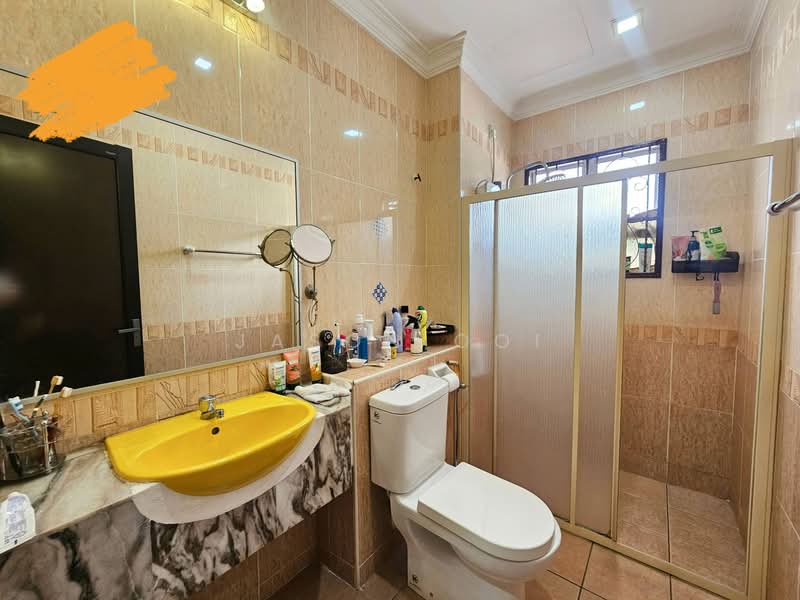 2-storey Terraced House for Sale in Putra Heights (Subang Jaya) - Jason Ooi - Bathroom - PropertyGuru.com.my
