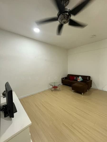 Service Residence for Rent at Woodsbury Suites - Yong Soo Kee - Living Room - PropertyGuru.com.my