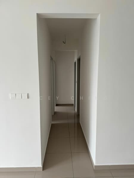 Condominium for Rent at Residensi Dutamas Dahlia - Jacey Ching - Corridor - PropertyGuru.com.my
