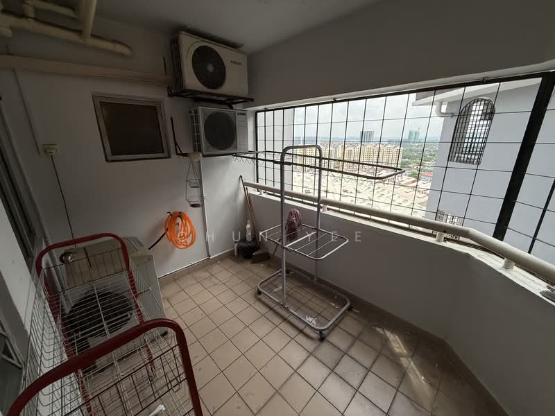 Condominium for Rent at D'aman Crimson - Chun Yee - Balcony - PropertyGuru.com.my