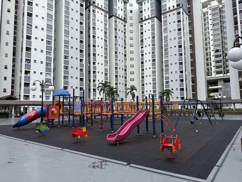 Condominium for Rent at D'aman Crimson - Chun Yee - Exterior - PropertyGuru.com.my