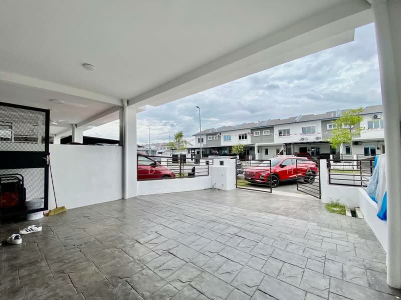 Rumah Teres 2 Tingkat untuk Dijual di Kota Warisan (Sepang) - Nur Adibah Ishak - PropertyGuru.com.my