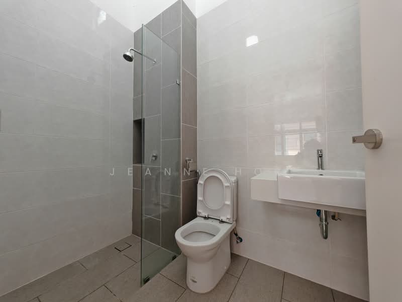 Rumah Teres 2-Tingkat untuk Disewa di 16 Sierra (Puchong) - Jeanne Hor - Bathroom - PropertyGuru.com.my