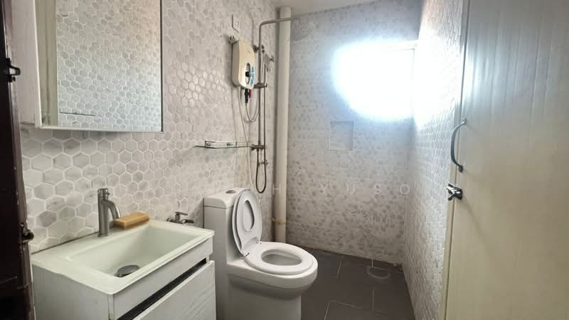 2-storey Terraced House for Sale in Seksyen 20 (Shah Alam) - Sharifah Yusoff - Bathroom - PropertyGuru.com.my
