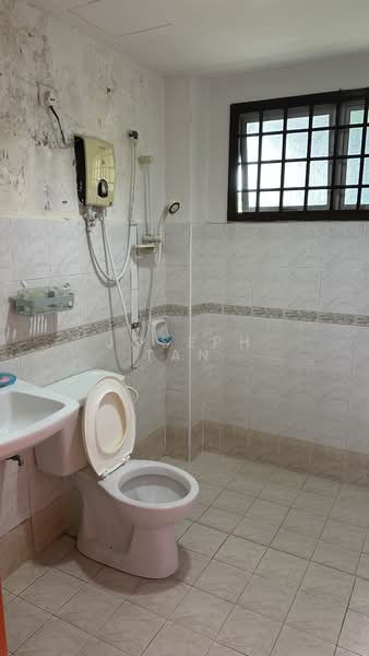 Pangsapuri untuk Dijual di Sri Wangi - Joseph Tan - Bath room - PropertyGuru.com.my