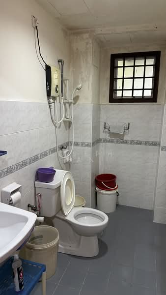 Pangsapuri untuk Dijual di Sri Wangi - Joseph Tan - Master bath room - PropertyGuru.com.my