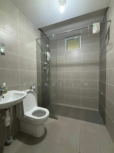 Service Residence for Rent at Summerton - Joanne Liw - Bathroom - PropertyGuru.com.my