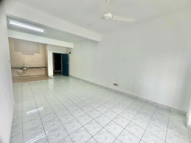 Pangsapuri untuk Dijual di Pangsapuri Mutiara Subang - Rohana Ishak - PropertyGuru.com.my