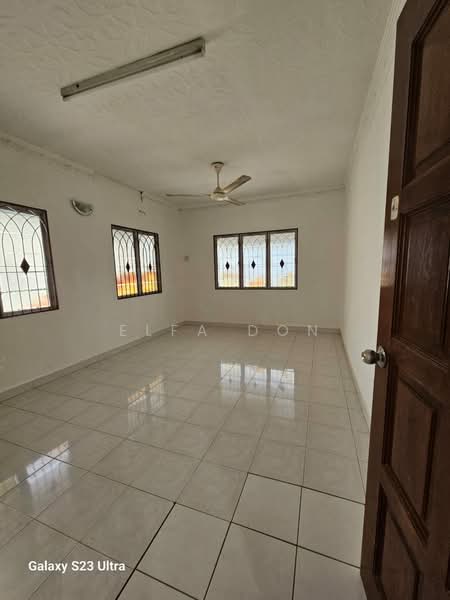2-storey Terraced House for Sale in Kampung Gombak Indah (Batu Caves) - Elfa Don - Interior - PropertyGuru.com.my