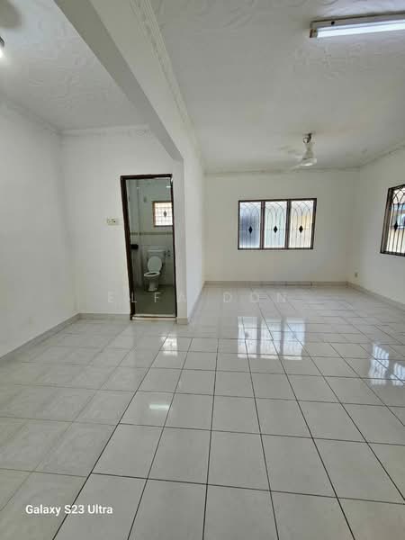 2-storey Terraced House for Sale in Kampung Gombak Indah (Batu Caves) - Elfa Don - Living Room - PropertyGuru.com.my