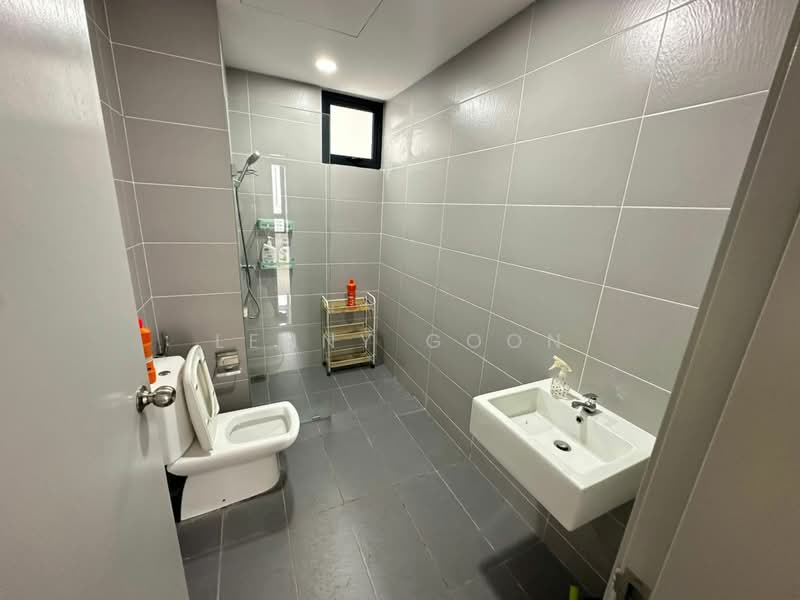 Condominium for Sale at Golden Triangle 2 - Lenny Goon - Bathroom - PropertyGuru.com.my