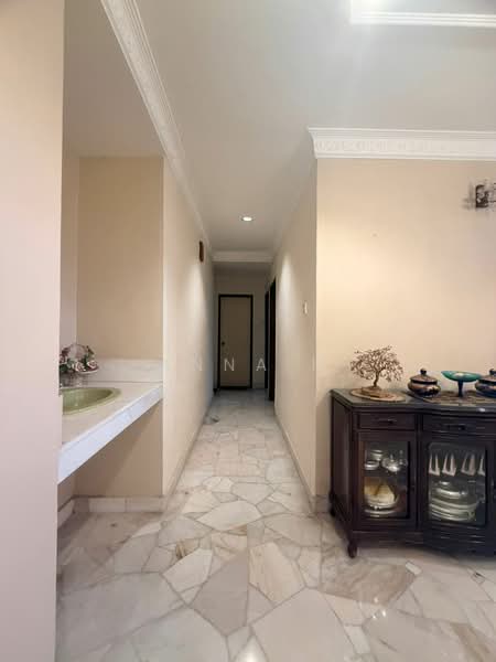 Rumah Banglo untuk Dijual di Kemensah Heights (Ulu Kelang) - Anna H - Corridor - PropertyGuru.com.my
