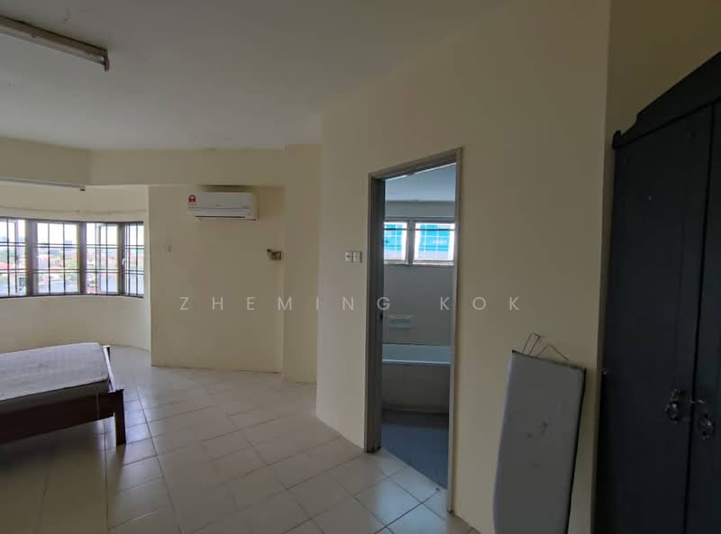 Kondominium untuk Dijual di Menara Jaya - Zheming Kok - Bedroom - PropertyGuru.com.my