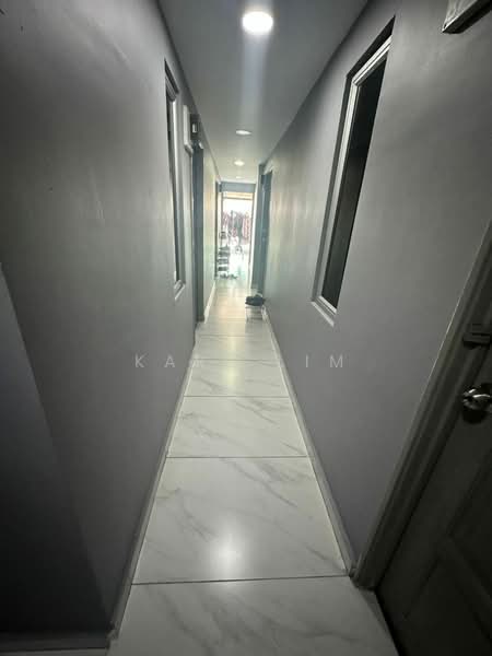 2-storey Terraced House for Sale in Taman Century (Johor Bahru) - Karl Lim - Corridor - PropertyGuru.com.my