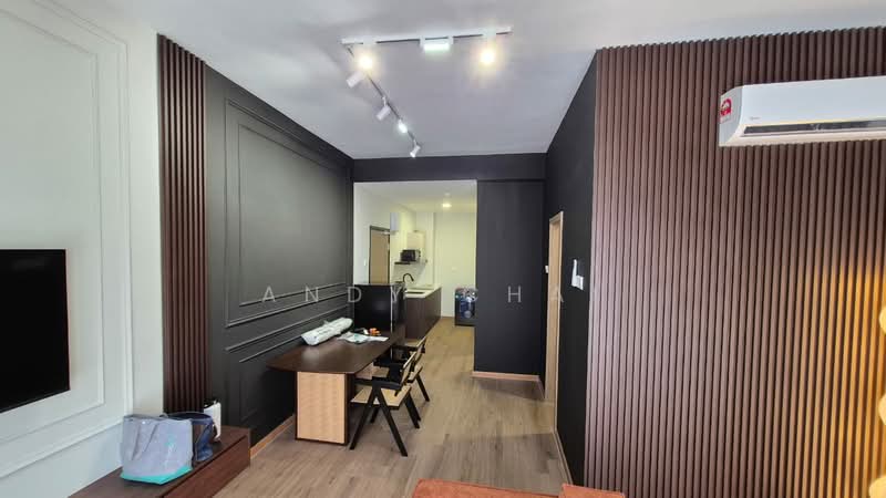 Servis Apartment untuk Disewa di Armani Raja Uda - Andy Chai - Living Room - PropertyGuru.com.my