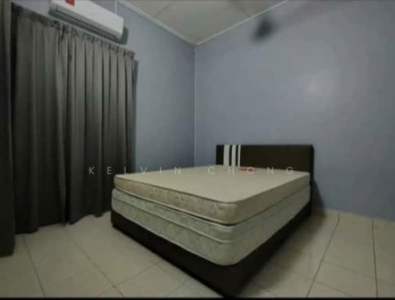 1-storey Terraced House for Rent in Taman Meru Perdana (Chemor) - Kelvin Chong - Bedroom - PropertyGuru.com.my