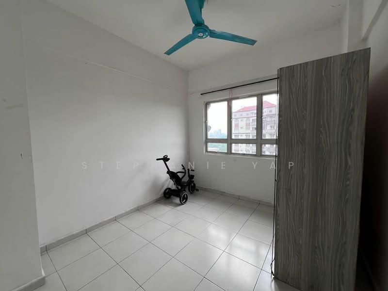 Condominium for Rent at Dwi Mahkota - Stephanie Yap - Bedroom - PropertyGuru.com.my