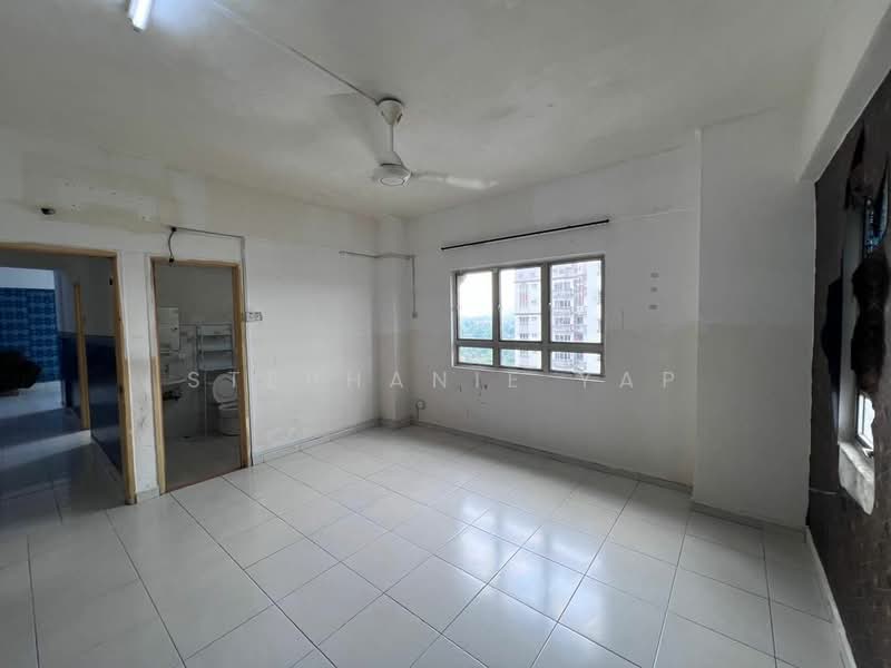 Condominium for Rent at Dwi Mahkota - Stephanie Yap - Living Room - PropertyGuru.com.my