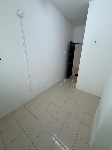 Flat for Rent at Pangsapuri Villamas - Muhammad Taufeeq - Interior - PropertyGuru.com.my