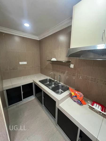 Terraced House for Sale in Bandar Botanic (Klang) - Joanne Pua - Kitchen - PropertyGuru.com.my