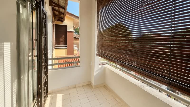 Semi-Detached House for Sale in Seksyen 7 (Shah Alam) - Zaty Jasmin - Balcony - PropertyGuru.com.my