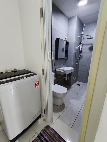 Servis Apartment untuk Disewa di Habitus @ City of Elmina - Valyn Ho - Bathroom - PropertyGuru.com.my