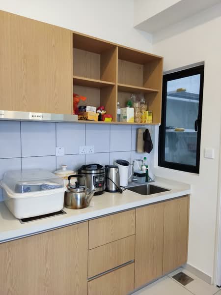 Servis Apartment untuk Disewa di Habitus @ City of Elmina - Valyn Ho - Kitchen - PropertyGuru.com.my