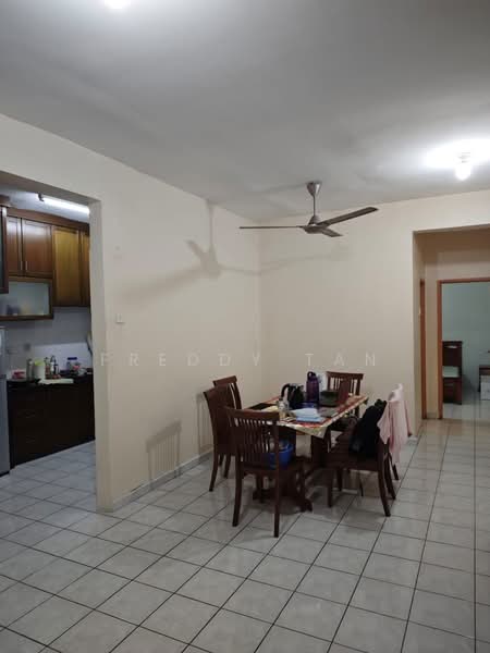 Condominium for Sale at Vistaria Condominium - Freddy Tan - Kitchen - PropertyGuru.com.my