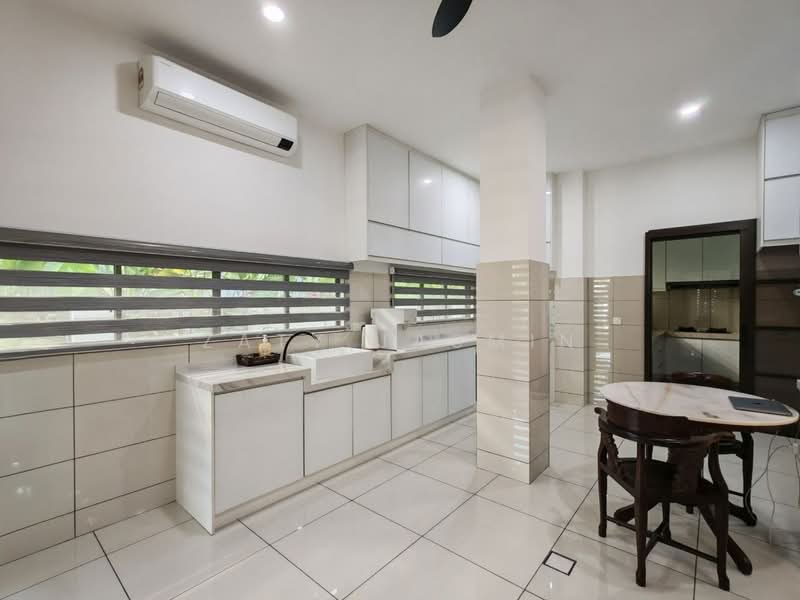 Rumah Berkembar untuk Dijual di Denai Alam (Shah Alam) - Zaty Jasmin - Kitchen - PropertyGuru.com.my