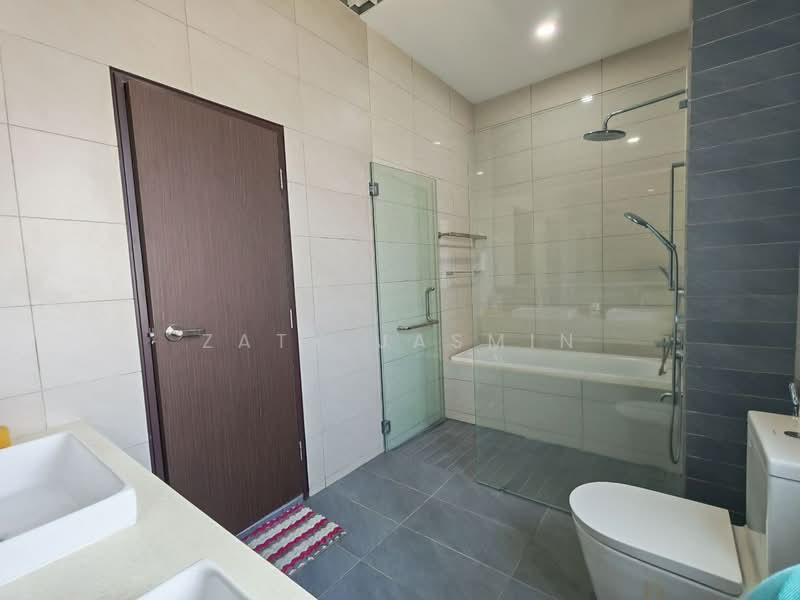 Rumah Berkembar untuk Dijual di Denai Alam (Shah Alam) - Zaty Jasmin - Bathroom - PropertyGuru.com.my