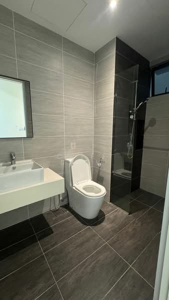 Servis Apartment untuk Dijual di Trion @ KL - Cliff Siow - Bathroom - PropertyGuru.com.my