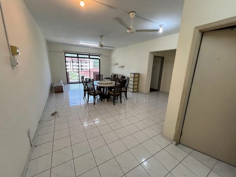 Condominium for Rent at Skudai Villa - Lui Lui - Living Room - PropertyGuru.com.my