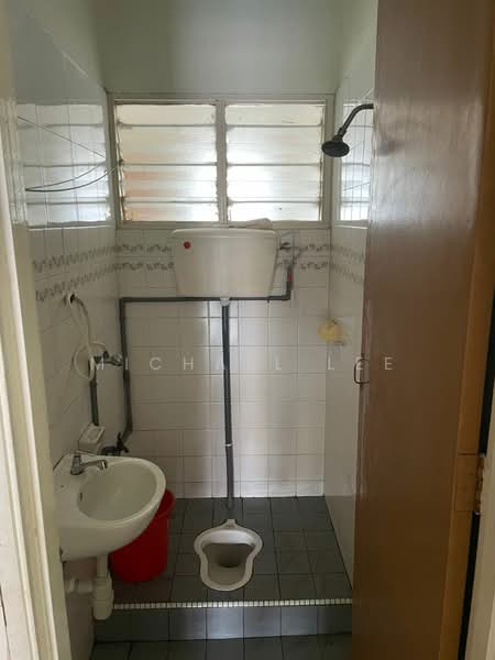 1.5-storey Terraced House for Sale in SS 26, Taman Mayang Jaya (Petaling Jaya) - Michael Lee - Bathroom - PropertyGuru.com.my